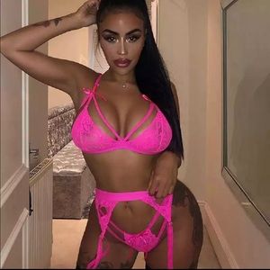 La Rose 2 Piece Set